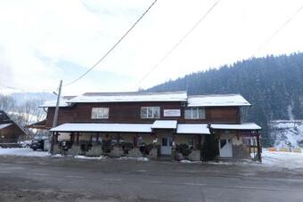 Hostal Pensiunea Trestia