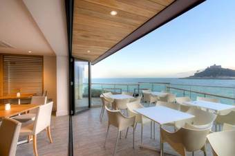 Hotel Godolphin Arms