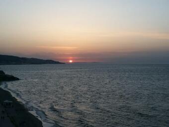 Luxurious Large Villa Near T.o.g.g Factory