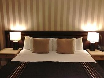 Allerton Court Hotel