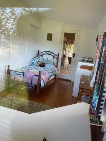 Ellesmere Farmhouse - Make Your Own Adventures