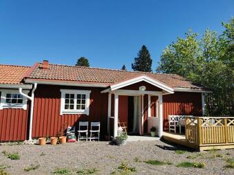 Idyllisk Nybyggd Stuga P� Soller�n.