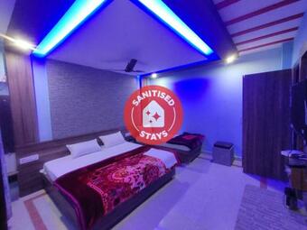 Oyo 85592 Hotel Anuj Residency