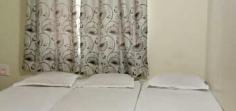 Hotel Apoorva Arcade, Yellapur