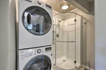 Picturesque Abode With Dock On Jackson Lake!