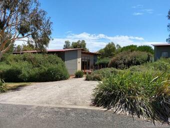 Eco Holiday Resort Villa 174