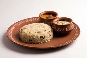 Hotel Vaccinated Staff- Spot On 68673 Rj Comfort Deluxe Lodge