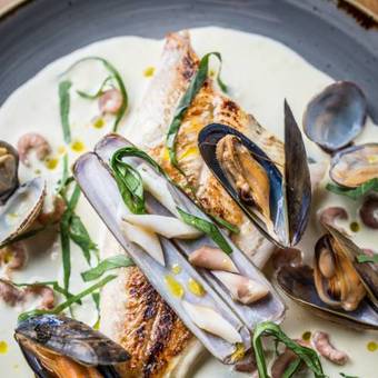 Silks Hotels - The White Horse