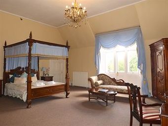 Bed & Breakfast Orchardleigh House