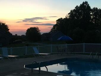 Ky Cottage, With Hot Tub And Lake View, On The Bourbon Trail