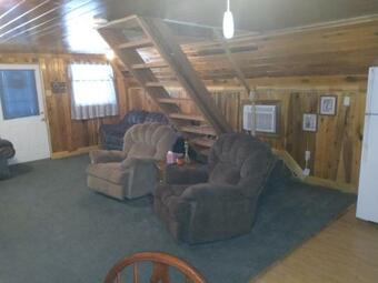 Tranquil Oaks Cabin