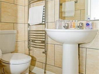 Hostal Charnwood Lodge