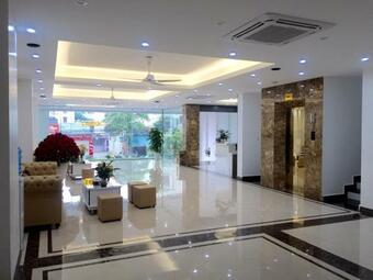 Long V? Hotel