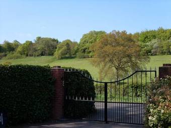 Bed & Breakfast Grandwood House