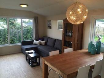 Atmospheric Chalet With Large Garden, Near Alkmaar