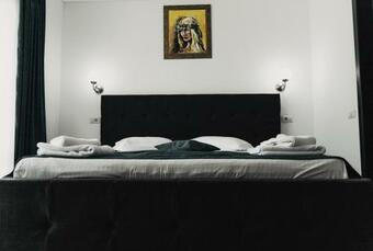 Hostal Vila La Faleza Dubova