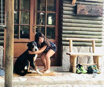 Casa De Monta�a Inmersa En Bosque Nativo