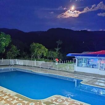 Agroturismo Club Recreativo Las Guitarras