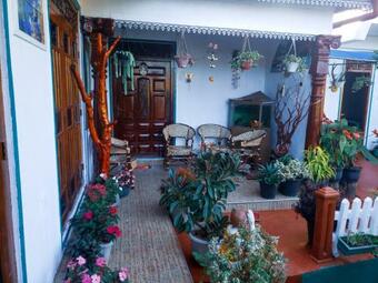 Hostal Rohitha Guest House