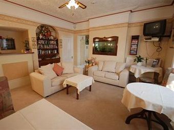 Hostal Roseglen Hotel