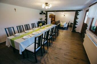 Hostal Gy�ngyvir�g Panzi�