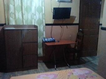 Hostal Ligaya's Pension House