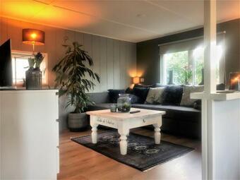 Serene Holiday Home In The Twente Reutum With Garden