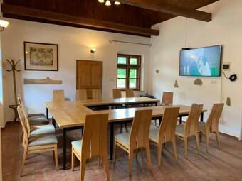 Posada Hanul Anselmo***