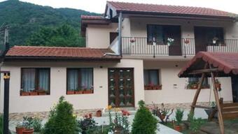Casa Anto&lari