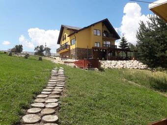 Lodge Transylvanian Views