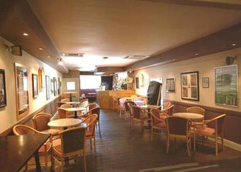 Hostal Graham Arms Hotel