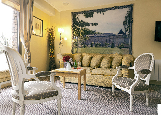 Hotel Quality Rueil La Defense(.)