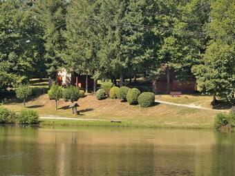 Serene Holiday Home In Cussac With Private Terrace, Barbeque