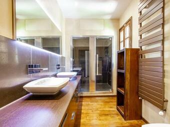 Serene Holiday Home In Felicito With Private Swimming Pool