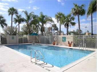 Hotel La Quinta Inn & Suites Melbourne