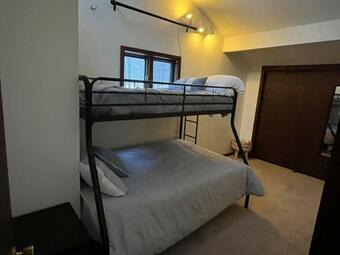 3br Lakefront Oasis -250ft Sandy Private Frontage