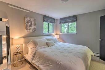 Unique Southampton Getaway With Rooftop Deck!