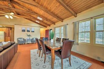 Rustic Clyde Getaway With Maggie Valley Views!