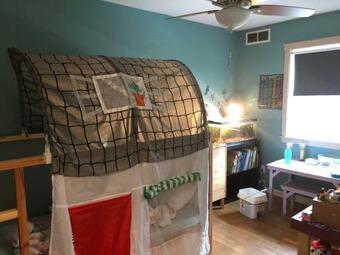 Quiet, Family Friendly, 4 Bdrm. W/ Luxury Steam