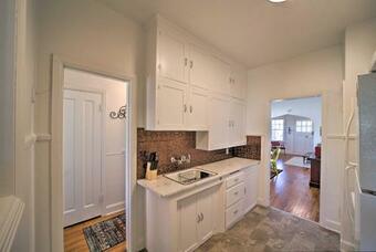 Apartamento Colorful Tulsa Duplex With Porch Dogs Welcome!