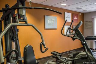 Hotel Comfort Suites Edinboro