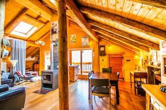 Beautiful, Atypical Loft In The Aravis