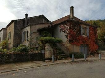 La Maison Pr�s De La Fontaine