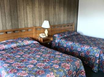 Windjammer Motor Inn
