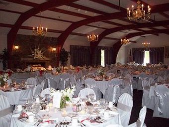 Hotel Town & Country Inn & Resort