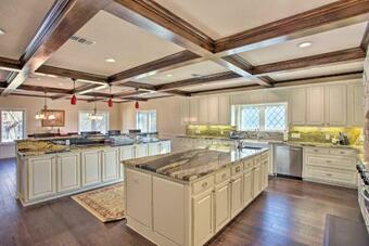 Texas Abode With Pool About 25 Mi To Lake Texoma