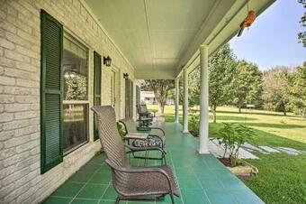 Winnsboro Retreat On 6 Acres With Fishing Pond!