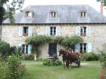 Bed & Breakfast Manoir De La Peignie