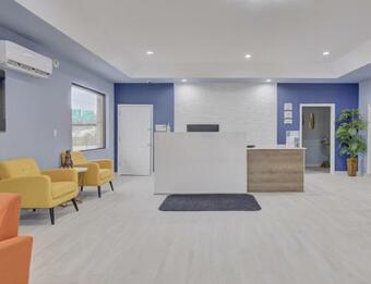 Hotel Quality Inn & Suites