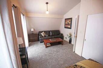 Lovely 3 Bedroom King Bed Wi Fi Cute Fireplace River Access Hiking Ski